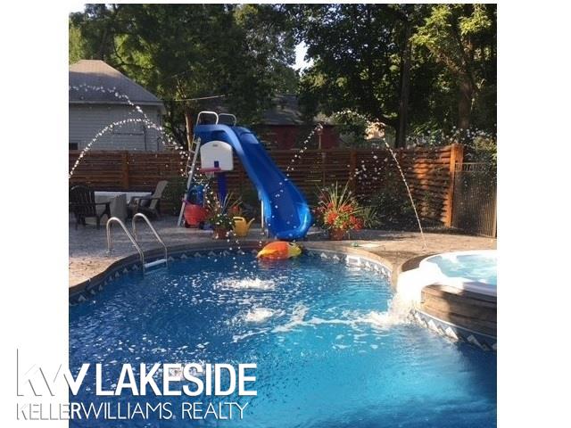 295 North Main Street Romeo, MI 48065 - Photo 25 of 47 Salt Water Pool w/Slide
