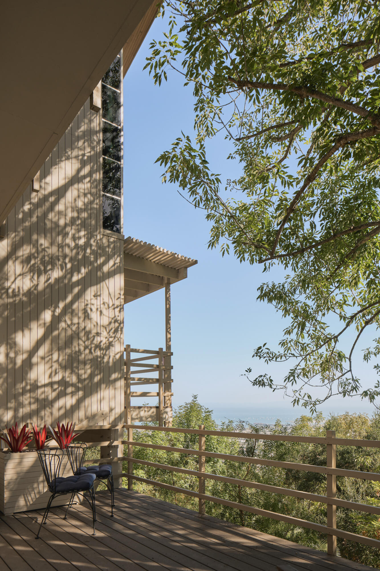 395 Loma Media Road Santa Barbara, CA 93103 - Photo 23 of 23 395 Loma Media-27