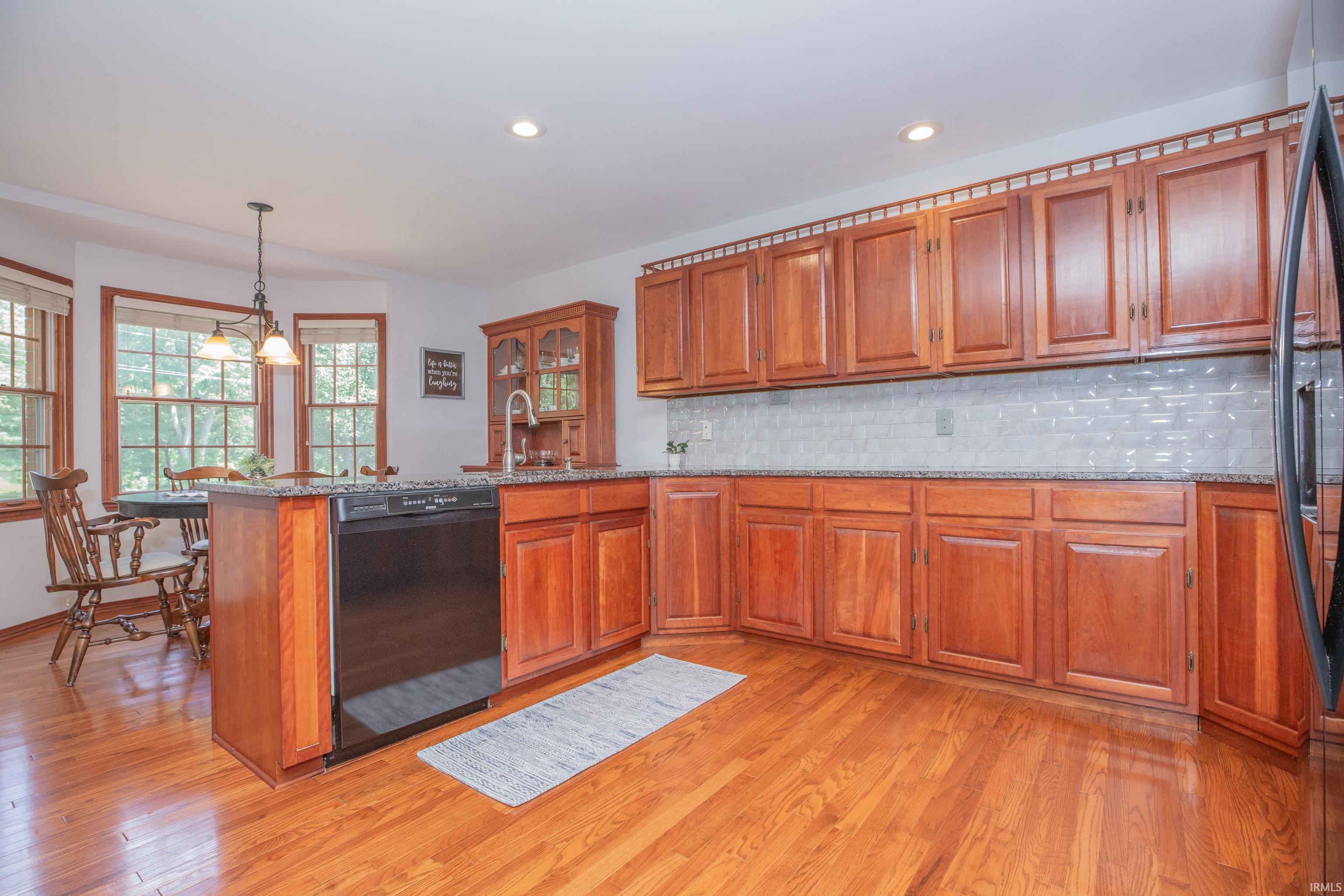 1433 Fuquay Road Chandler, IN 47610 - Photo 9 of 34