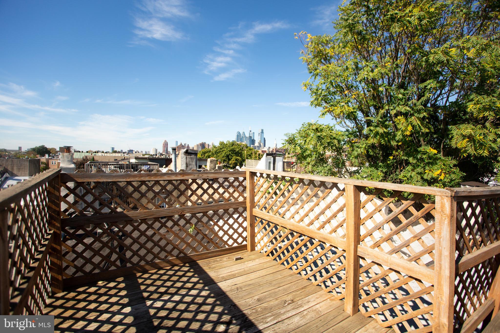 715 South 3rd Street, Unit 204 Philadelphia, PA 19147 - Photo 26 of 28 a view of a balcony
