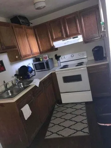 $1,795 | 107 Smith Street, Unit D, Charleston, SC 29403