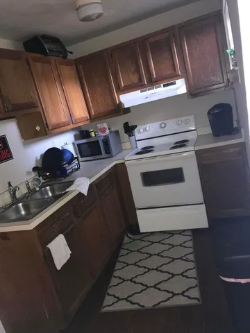 $1,795 | 107 Smith Street, Unit D, Charleston, SC 29403