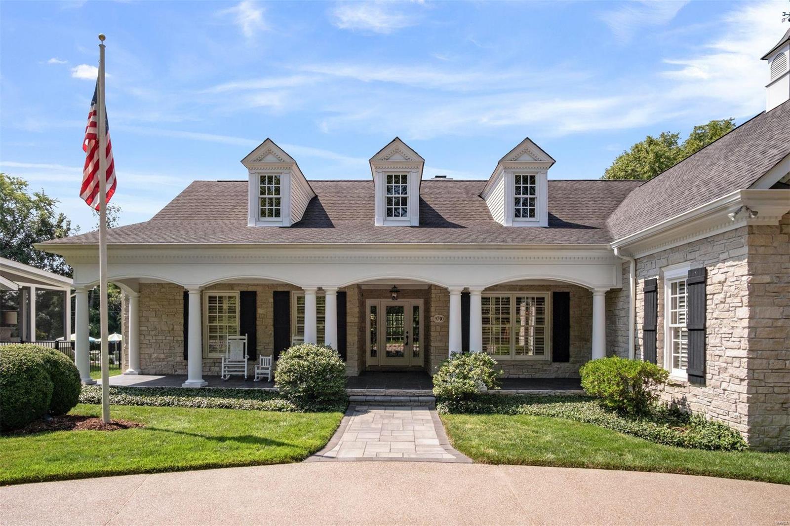 9740 Conway Road St. Louis, MO 63124 - Photo 1 of 37