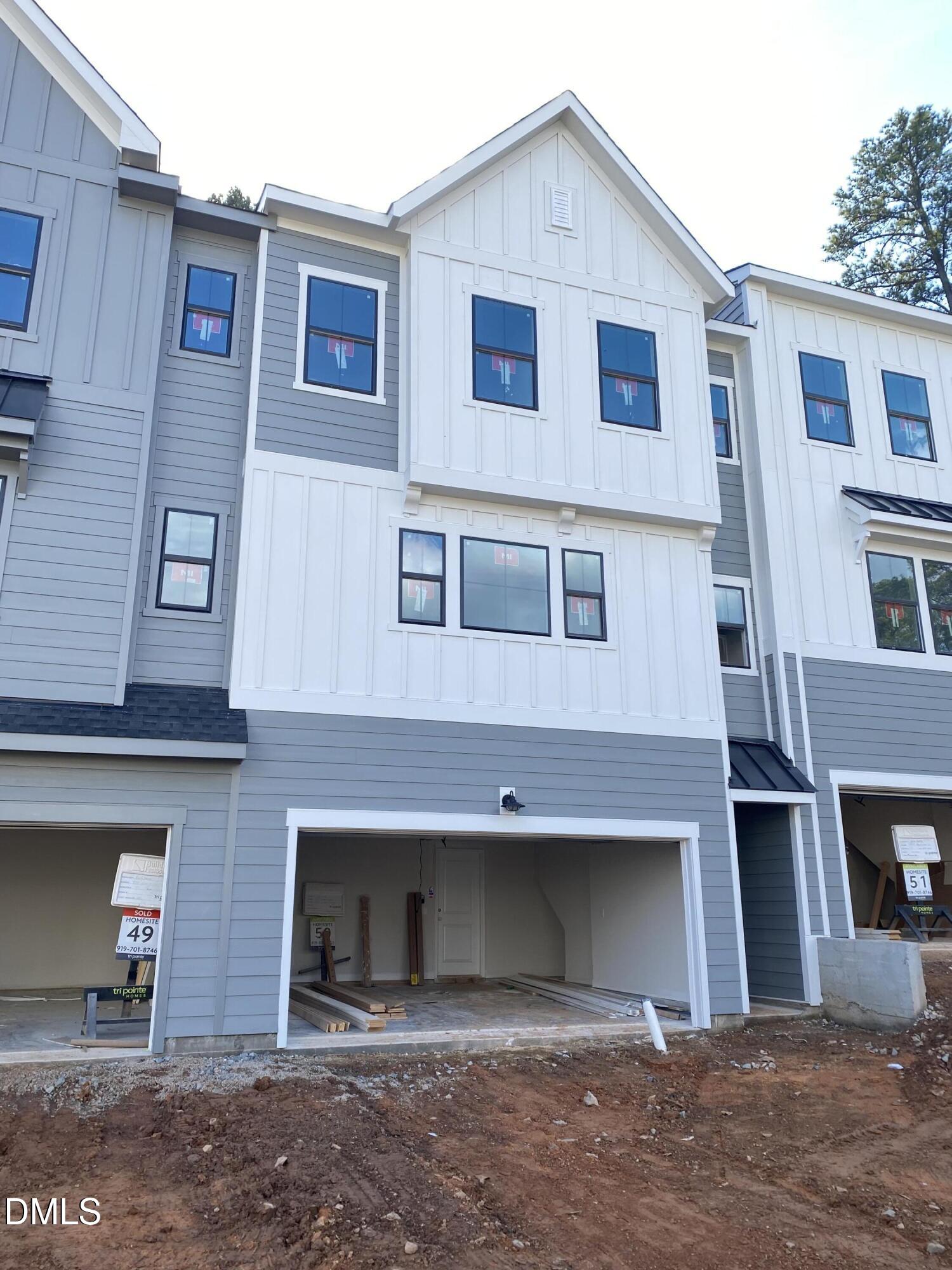 a house that has a lot of windows on it