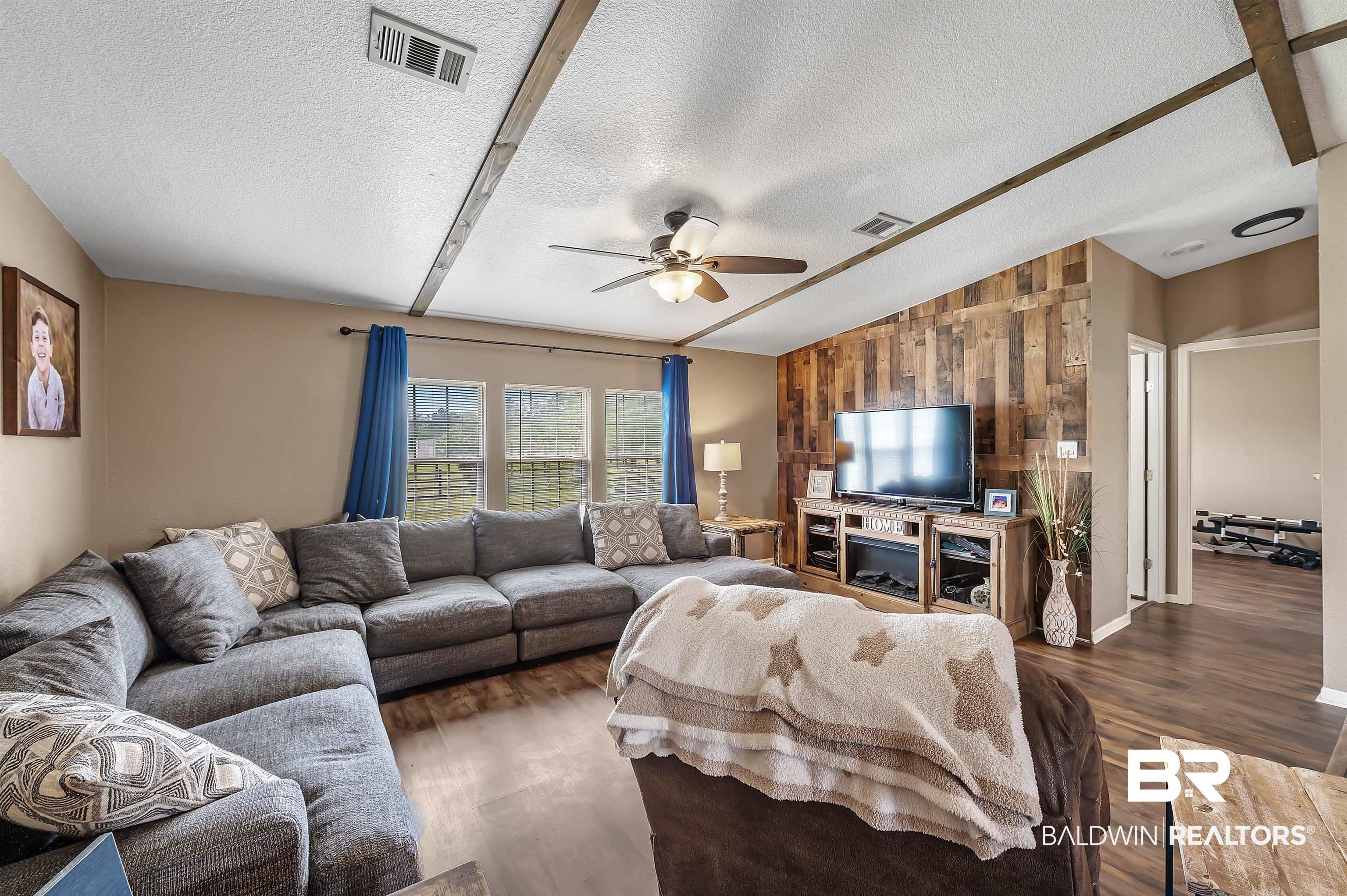 14095 County Road 49 South Foley, AL 36535 - Photo 15 of 41 Living Room
