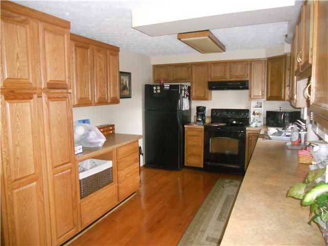 1390 Alton Road Galloway, OH 43119 - Photo 11 of 25 Gallery Image 11