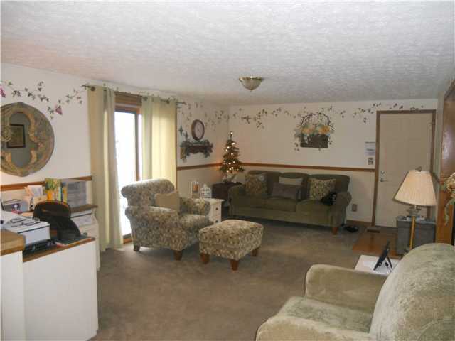 1390 Alton Road Galloway, OH 43119 - Photo 14 of 25 Gallery Image 14