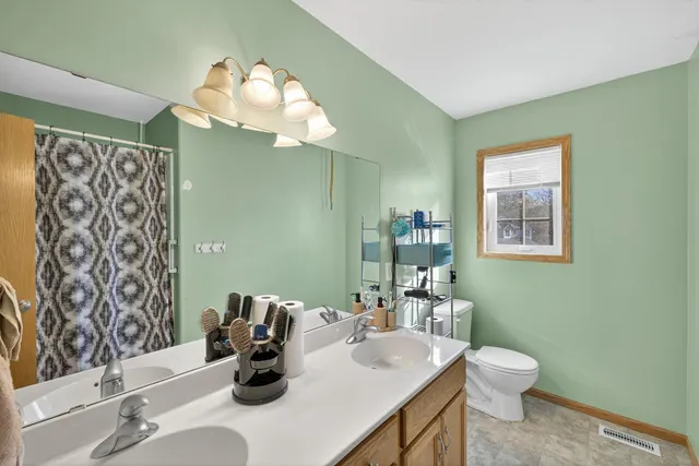 $230,000 | 740 Baylee Place Southwest, Pine Island, MN 55963