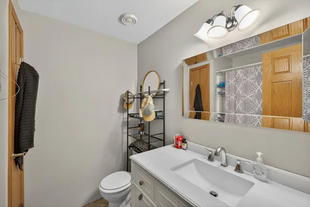 $230,000 | 740 Baylee Place Southwest, Pine Island, MN 55963