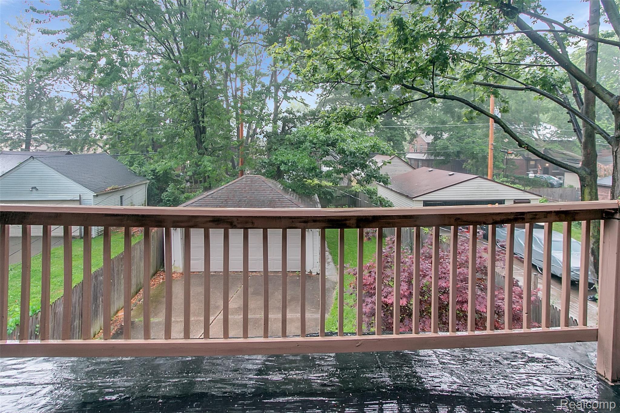 5245 Yorkshire Road Detroit, MI 48224 - Photo 27 of 35 5245_Yorkshire - HD Drone Photography-28.jpg