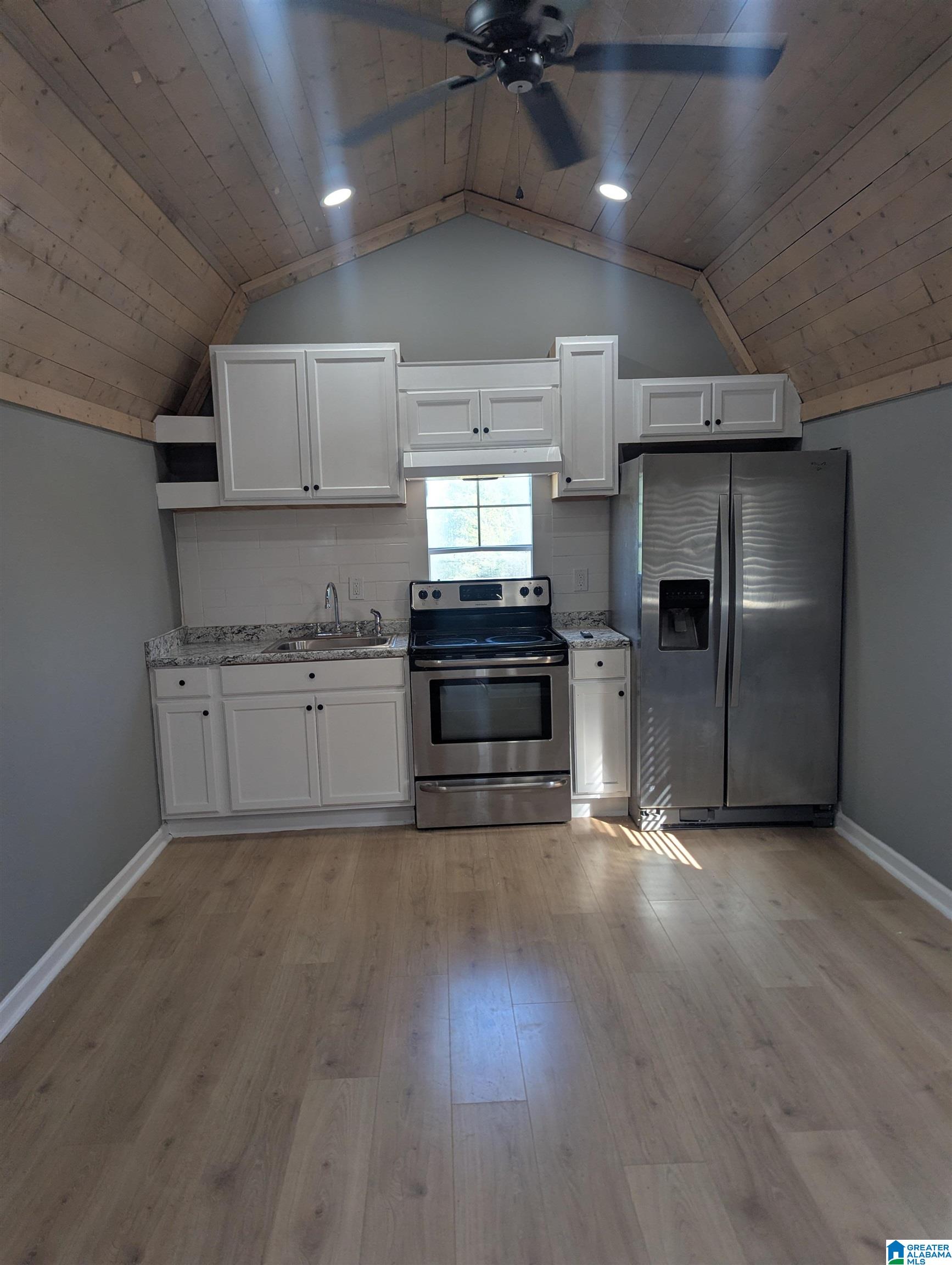 827 Cole Road Munford, AL 36268 - Photo 3 of 9