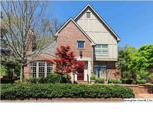 2 Country Club Terrace, Unit 2 Birmingham, AL 35213 - Photo 1 of 28