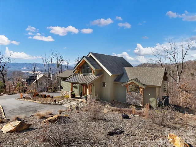 $895,000 | 54 High Bluff Drive, Weaverville, NC 28787