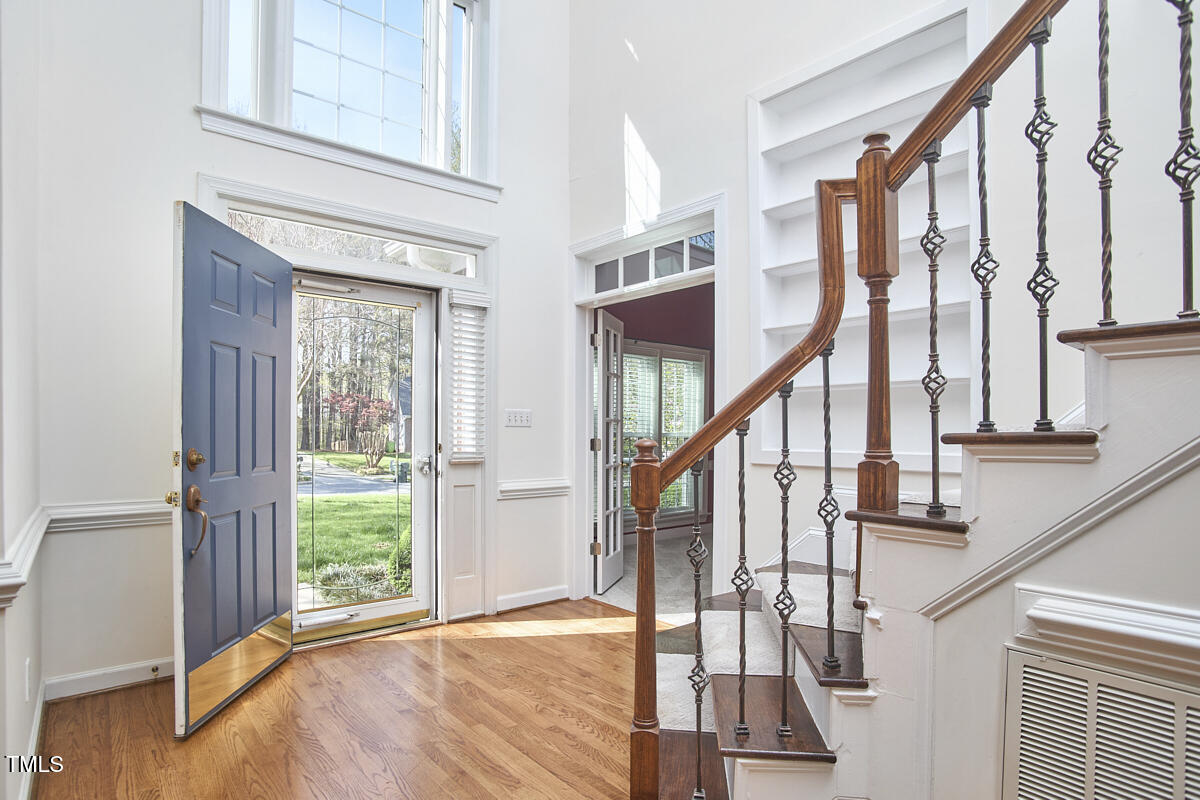 5612 Crossfield Drive Raleigh, NC 27613 - Photo 6 of 38 6 - 5612 Crossfield