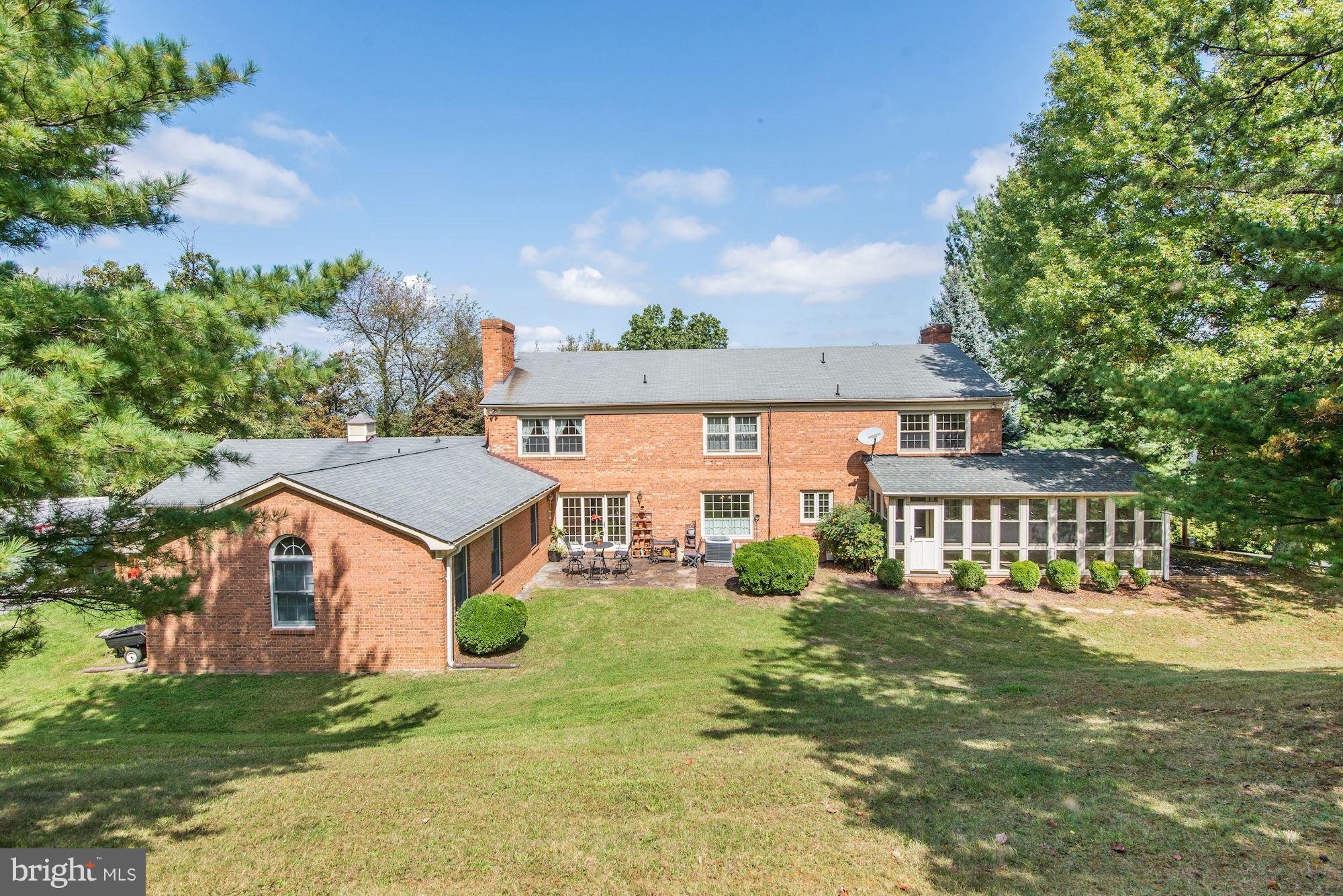 335 Locust Dale Road Front Royal, VA 22630 - Photo 16 of 26 Exterior (Rear)