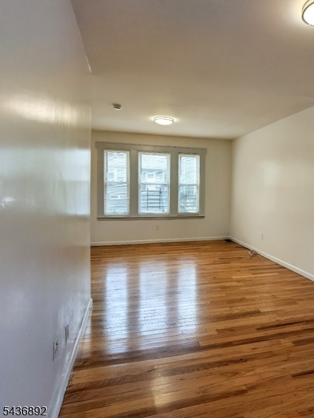 166 Goodwin Avenue, Unit 1 Newark, NJ 07112 - Photo 2 of 9