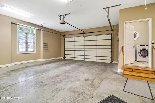 $598,000 | 124 Lynhurst Drive, Crossville, TN 38558