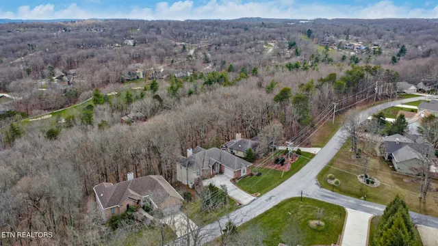 $598,000 | 124 Lynhurst Drive, Crossville, TN 38558
