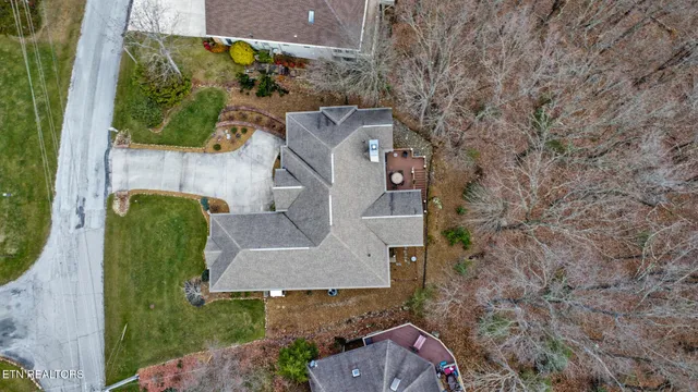 $598,000 | 124 Lynhurst Drive, Crossville, TN 38558