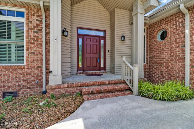 $598,000 | 124 Lynhurst Drive, Crossville, TN 38558