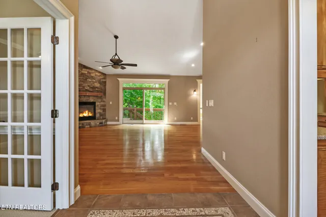 $598,000 | 124 Lynhurst Drive, Crossville, TN 38558