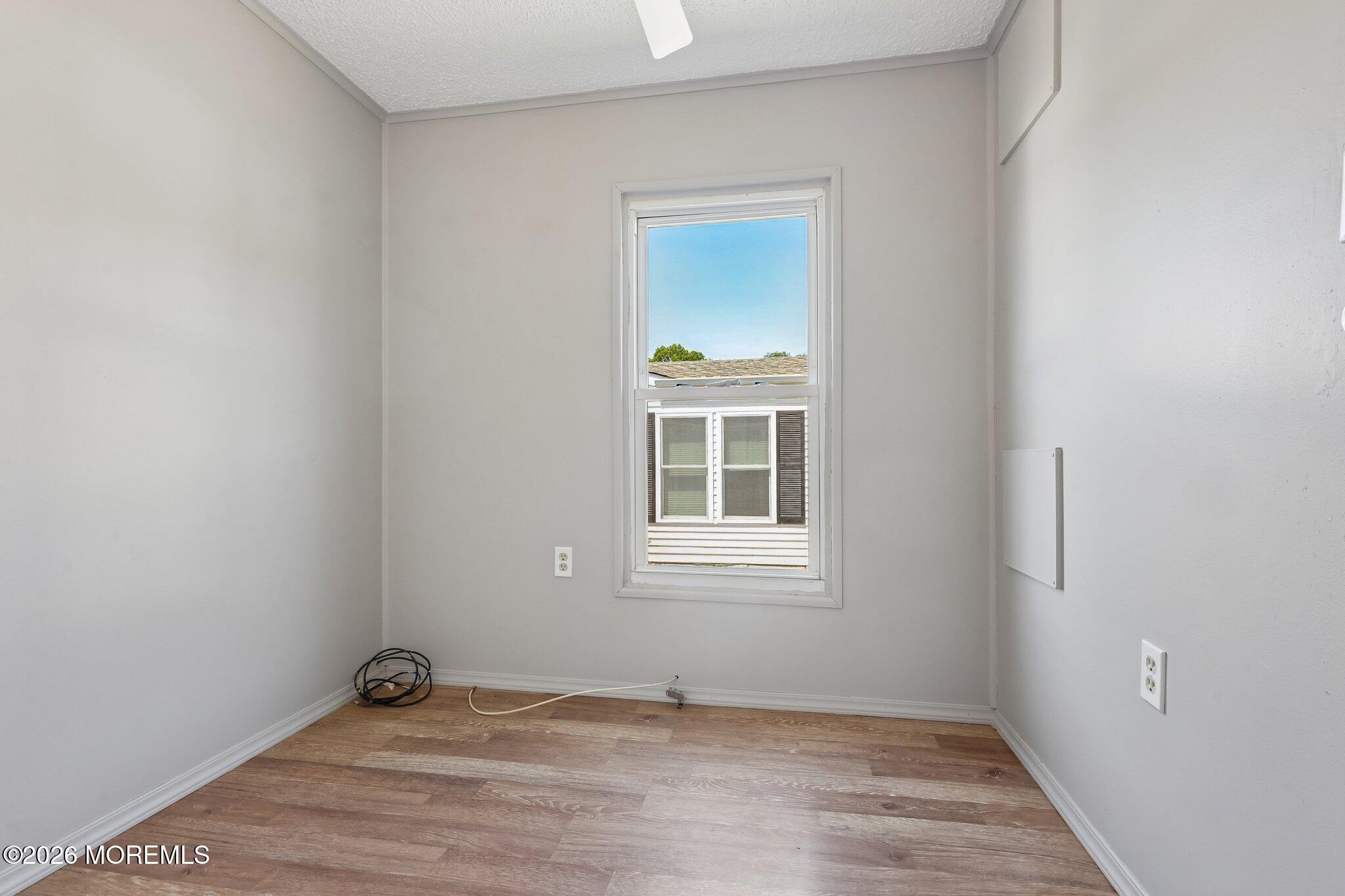 9 Secretariat Street Howell, NJ 07731 - Photo 12 of 24 012