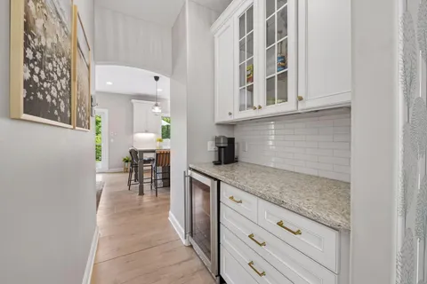 $1,295,000 | 3049 Fairway Drive, Chaska, MN 55318
