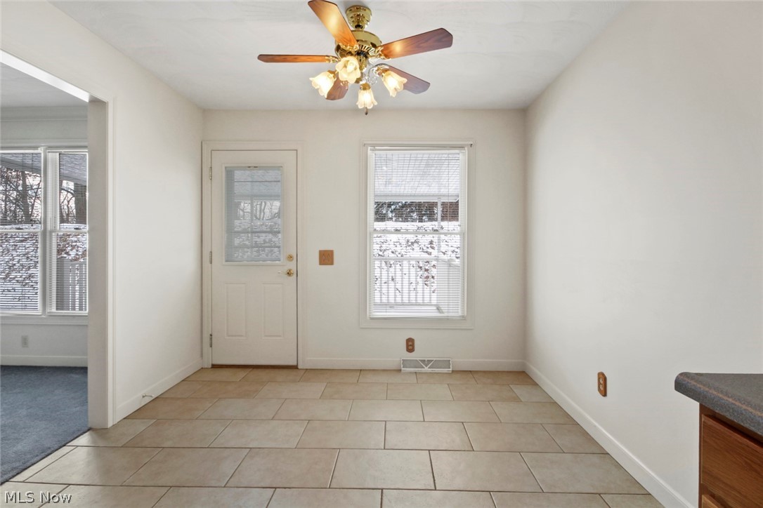 163 Mathews Road, Unit A Youngstown, OH 44512 - Photo 11 of 14 Gallery Image 11