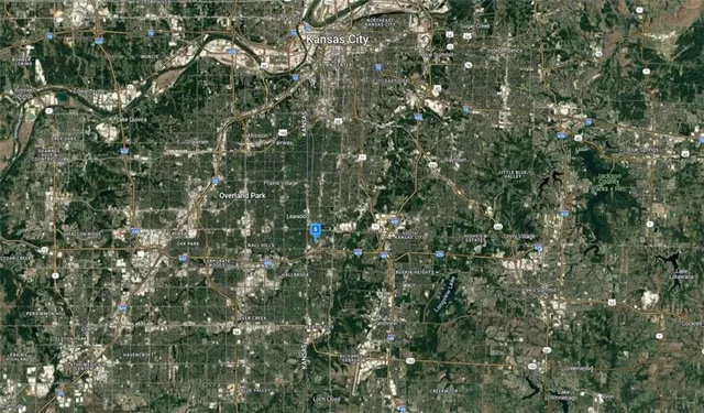 $27,999 | 611 West 100th Terrace, Kansas City, MO 64114