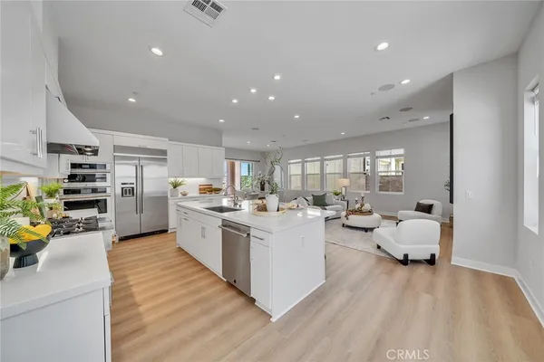 $2,000,000 | 141 Edna Parkway, Lake Forest, CA 92630