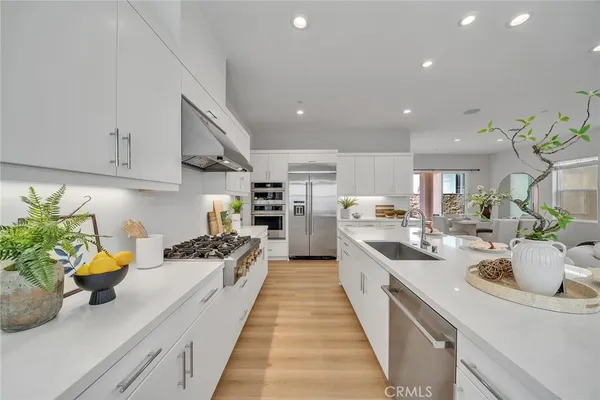 $2,000,000 | 141 Edna Parkway, Lake Forest, CA 92630