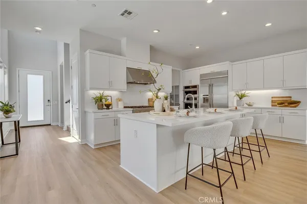 $2,000,000 | 141 Edna Parkway, Lake Forest, CA 92630