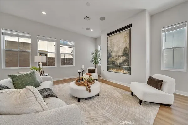 $2,000,000 | 141 Edna Parkway, Lake Forest, CA 92630