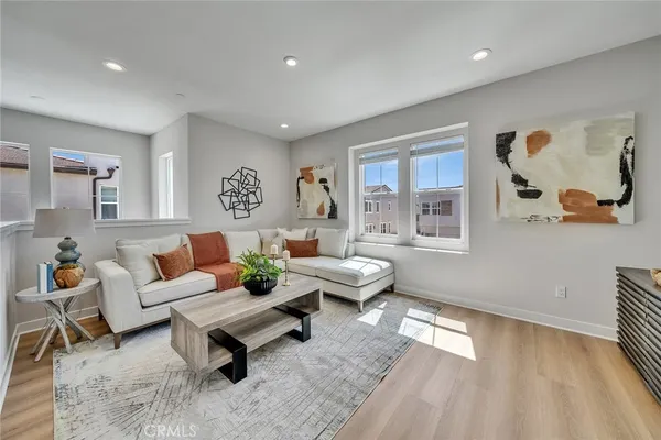 $2,000,000 | 141 Edna Parkway, Lake Forest, CA 92630