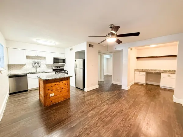 $1,100 | 5928 Fletcher Avenue, Unit 1, Fort Worth, TX 76107