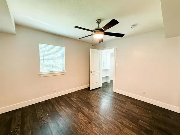 $1,100 | 5928 Fletcher Avenue, Unit 1, Fort Worth, TX 76107