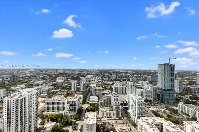 $9,000 | 700 Northeast 24th Street, Unit 4206, Miami, FL 33137