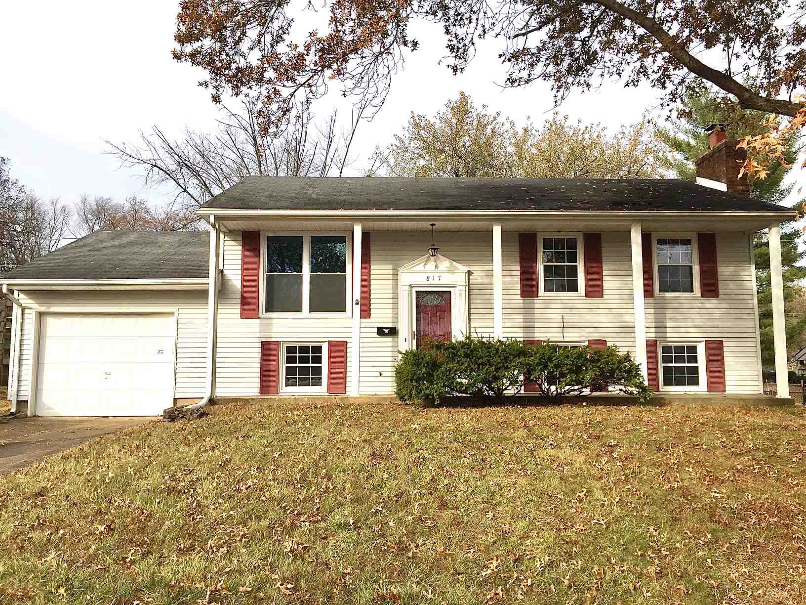 817 Stonebridge Road Evansville, IN 47710 - Photo 1 of 15 Gallery Image 1