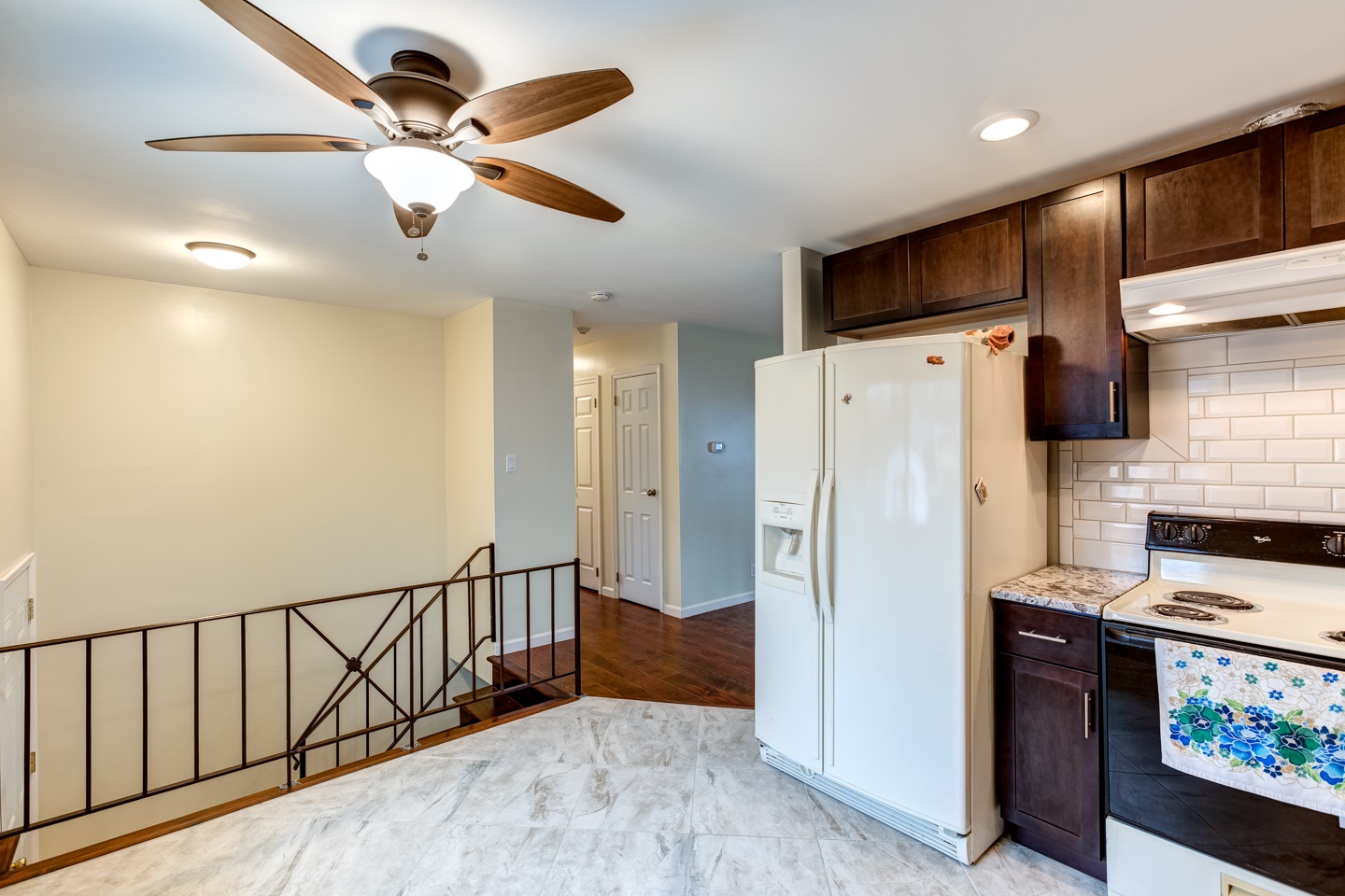 817 Stonebridge Road Evansville, IN 47710 - Photo 5 of 15 Gallery Image 5