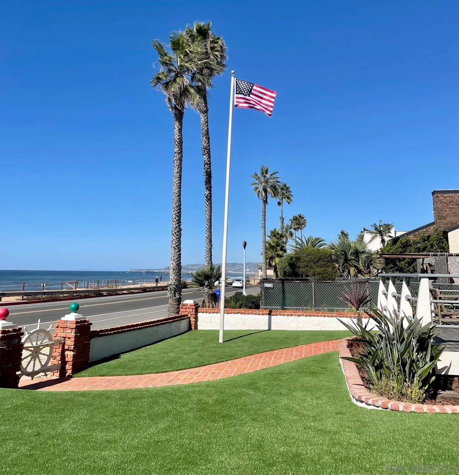 1295 Sunset Cliffs Boulevard San Diego, CA 92107 - Photo 32 of 32 a view of a golf course with a bench