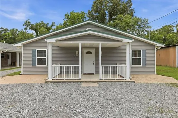 $1,300 | 20182 Highway 22, Ponchatoula, LA 70454