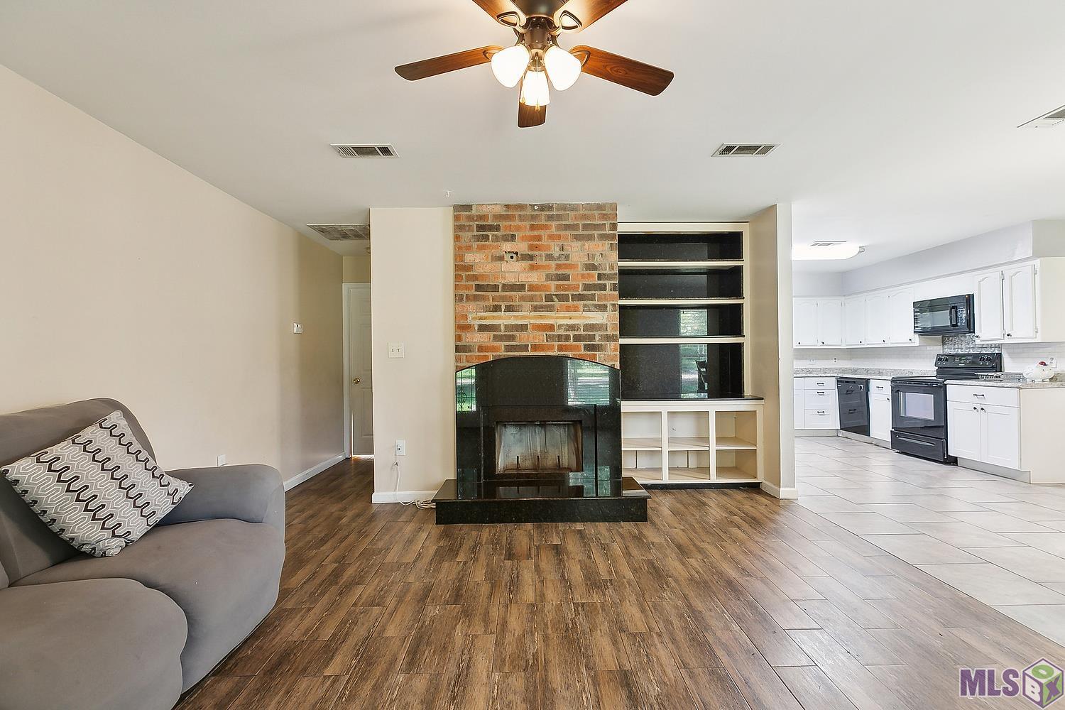 17031 Strain Road Baton Rouge, LA 70816 - Photo 3 of 21 Gallery Image 3