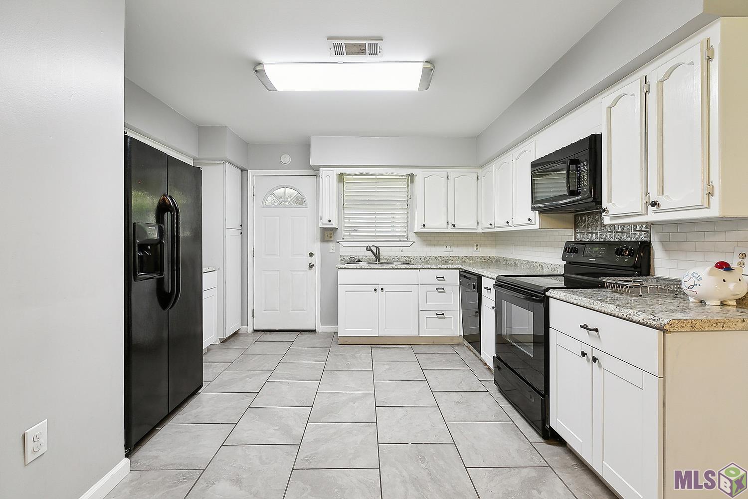 17031 Strain Road Baton Rouge, LA 70816 - Photo 8 of 21 Gallery Image 8