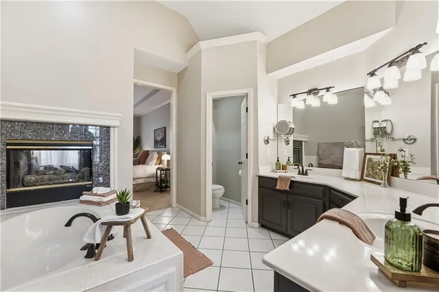 $579,900 | 14705 West 128th Street, Olathe, KS 66062