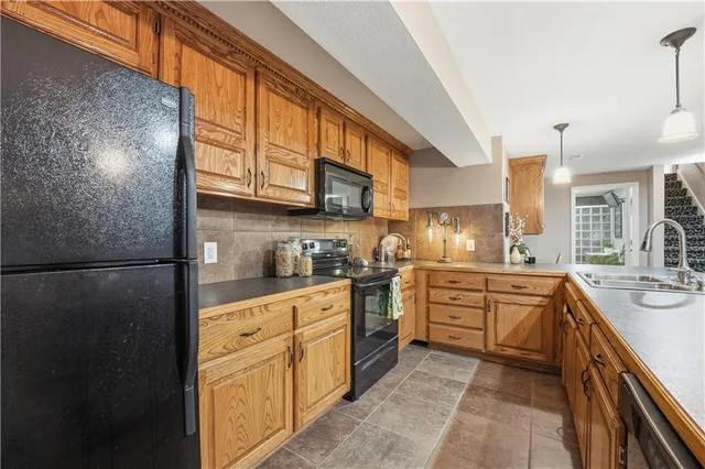 $579,900 | 14705 West 128th Street, Olathe, KS 66062