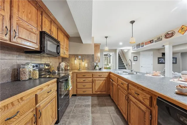 $579,900 | 14705 West 128th Street, Olathe, KS 66062