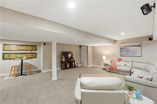 $579,900 | 14705 West 128th Street, Olathe, KS 66062