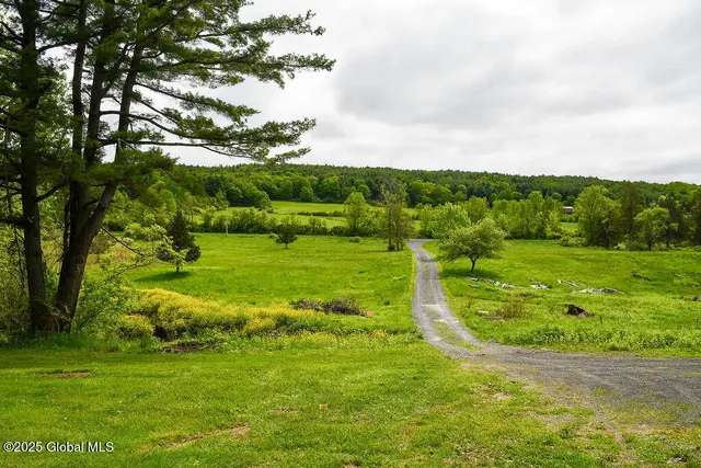 $284,000 | 185 Stanton Road, Coeymans, NY 12046