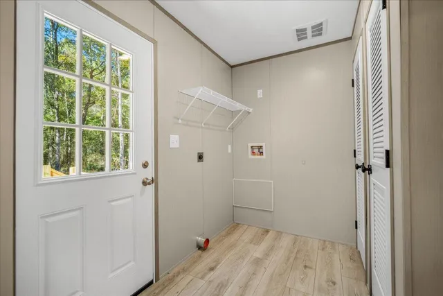 $284,000 | 319 Hickory Nut Way, Cross, SC 29436