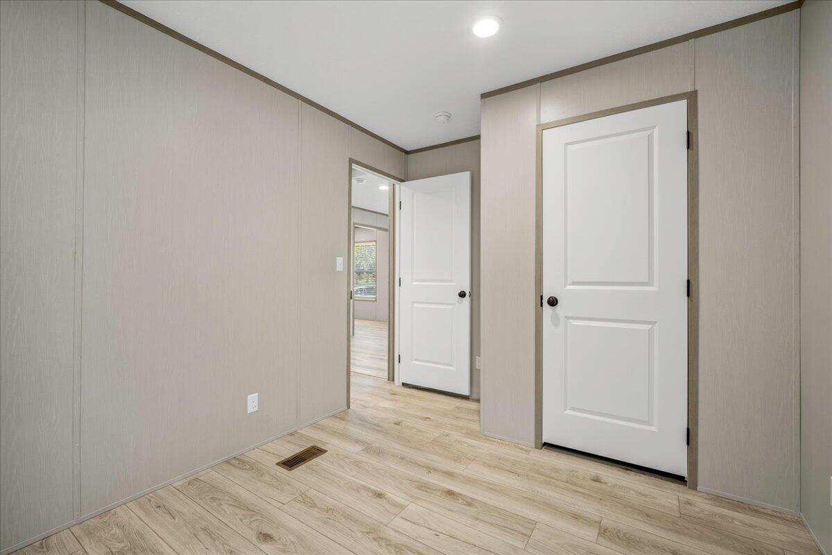 319 Hickory Nut Way Cross, SC 29436 - Photo 27 of 34 26-319 Hickory Nut Way-24